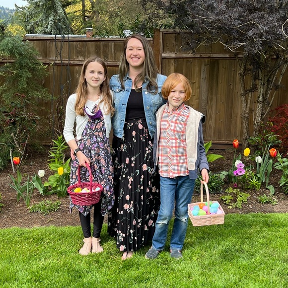 Hi! I’m your friendly Posher, Melissa 🌳 - Picture 4 of 10